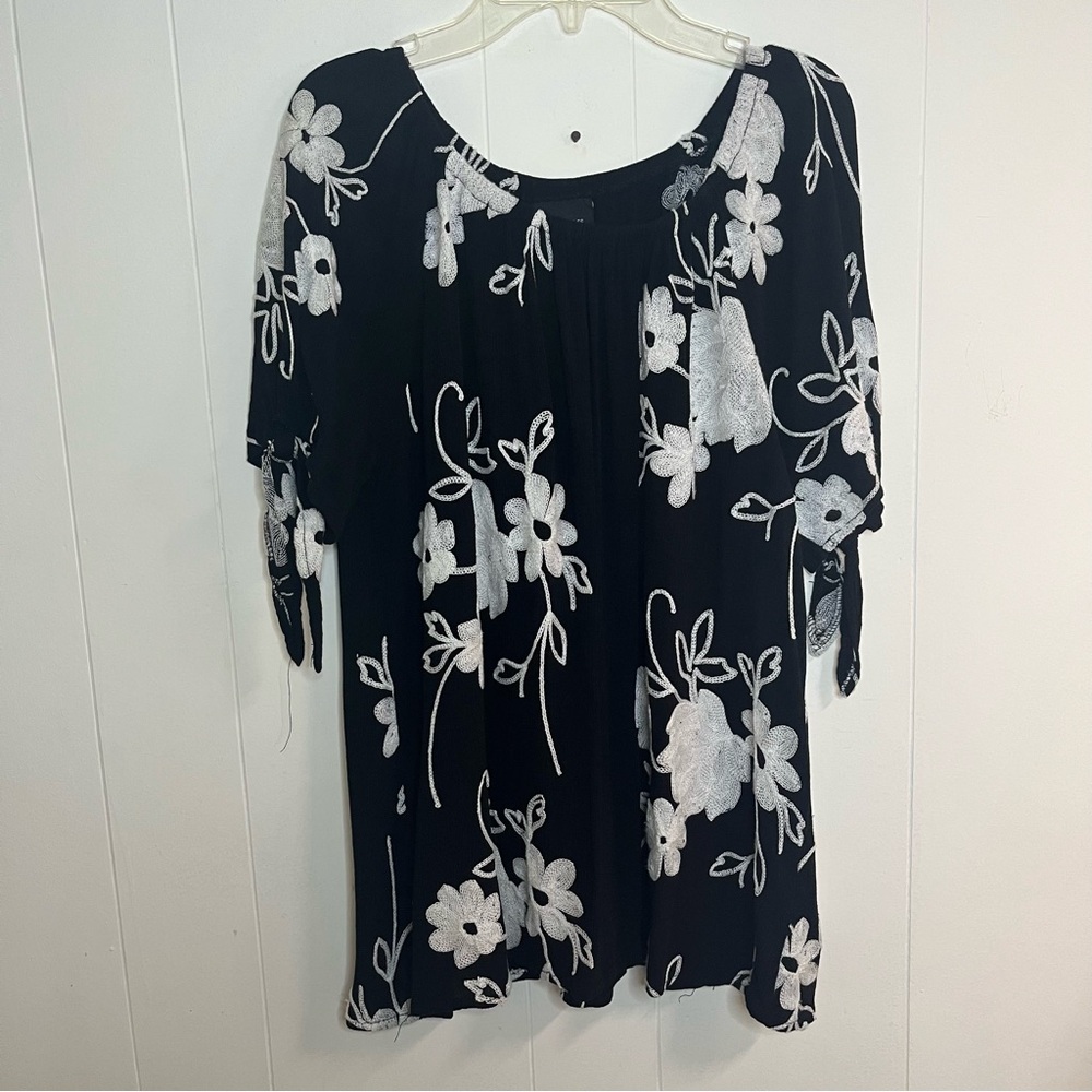 Floral Black and White Women's Top with embroidered details